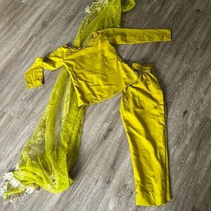 Pakistani /Indian Girls 3 piece outfit